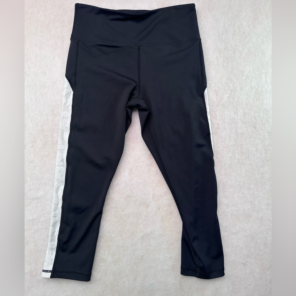 ZYIA Active Black Crop Leggings with Leopard Side‎ Panels